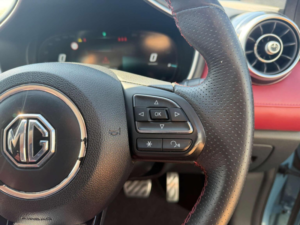 2021 MG MG Hs 1.5 T-Gdi 16.6kwh Exclusive Auto Euro 6 (s/s) 5dr in Blue — image 6