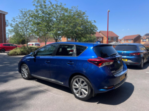 2017 Toyota Auris 1.8 Vvt-H Excel CVT Euro 6 (s/s) 5dr (safety Sense) in Blue — image 4