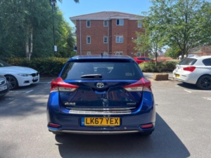 2017 Toyota Auris 1.8 Vvt-H Excel CVT Euro 6 (s/s) 5dr (safety Sense) in Blue — image 5