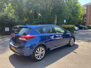 2017 Toyota Auris 1.8 Vvt-H Excel CVT Euro 6 (s/s) 5dr (safety Sense) in Blue — image 6