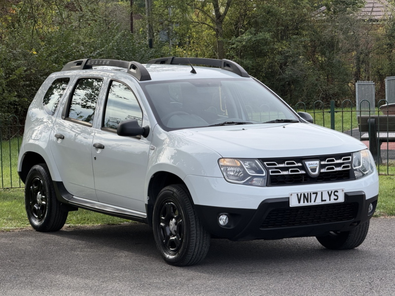 2017 Dacia Duster 1.6 Ambiance Sce 115 4x2 in White — image 1