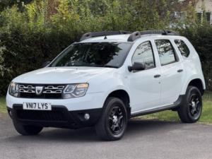 2017 Dacia Duster 1.6 Ambiance Sce 115 4x2 in White — image 3
