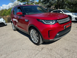 2017 Land Rover Discovery 2.0 Sd4 Hse in Red — image 4