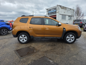 2018 Dacia Duster 1.6 Comfort Sce 115 4x2 My18 in Orange — image 4