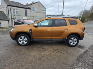 2018 Dacia Duster 1.6 Comfort Sce 115 4x2 My18 in Orange — image 5