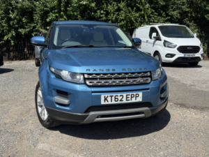 2013 Land Rover Range Rover Evoque 2.2 Ed4 Pure SUV 5dr Diesel Manual Fwd Euro 5 (s/s) (150 Ps) in Blue — image 2