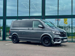 2022 Volkswagen Caravelle 2.0 Bitdi Executive MPV 5dr Diesel DSG 4motion Euro 6 (s/s) (204 Ps) in Grey — image 5