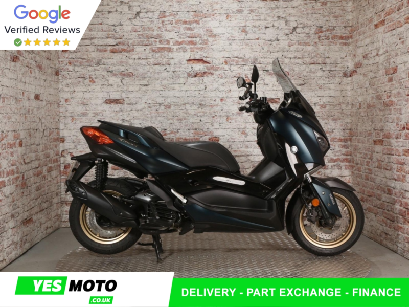 2022 Yamaha Xmax 125 Tech Max in Green — image 1