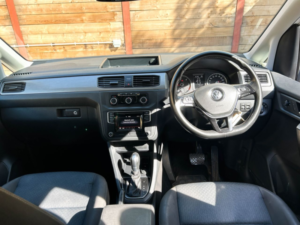 2021 Volkswagen Caddy Maxi Life 5 SEAT Auto Wheelchair Accessible Disabled Access Vehicle Wav in White — image 2
