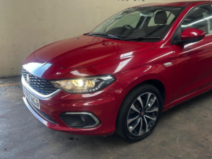 2017 Fiat Tipo 1.6 Multijetii Lounge Euro 6 (s/s) 5dr in Red — image 2