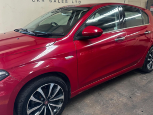 2017 Fiat Tipo 1.6 Multijetii Lounge Euro 6 (s/s) 5dr in Red — image 3
