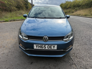 2015 Volkswagen Polo Se Tdi in Blue — image 4