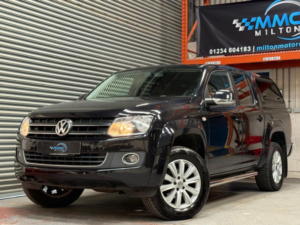 2014 Volkswagen Amarok 2.0 Bitdi Bluemotion Tech Highline 4motion Euro 5 (s/s) 4dr in Black — image 4