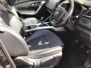 2016 Renault Kadjar 1.5 Dci Signature Nav Euro 6 (s/s) 5dr in Black — image 2