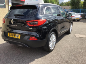2016 Renault Kadjar 1.5 Dci Signature Nav Euro 6 (s/s) 5dr in Black — image 3
