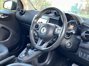 2016 Smart Fortwo 1.0 Edition Black in Black — image 6