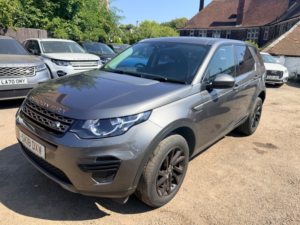 2018 Land Rover Discovery Sport Td4 Se in Grey — image 4