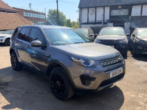 2018 Land Rover Discovery Sport Td4 Se in Grey — image 6