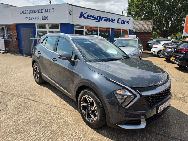 2023 Kia Sportage 1.6 T-Gdi 2 SUV 5dr Petrol Manual Euro 6 (s/s) (148 Bhp) in Grey — image 1