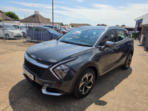 2023 Kia Sportage 1.6 T-Gdi 2 SUV 5dr Petrol Manual Euro 6 (s/s) (148 Bhp) in Grey — image 3