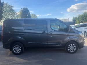 2020 Ford Transit Custom 2.0 320 Ecoblue Limited Crew Van Double Cab 5dr Diesel Auto L1 H1 Euro 6 (s/s) (185 Ps) in Grey — image 2