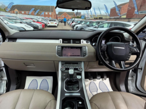 2013 Land Rover Range Rover Evoque 2.2 Ed4 Pure Fwd Euro 5 (s/s) 5dr in White — image 2