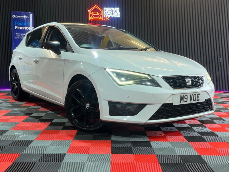 2016 SEAT Leon 1.4 Ecotsi Fr in White — image 1