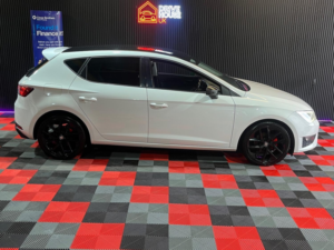 2016 SEAT Leon 1.4 Ecotsi Fr in White — image 5