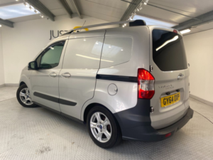 2014 Ford Transit Courier 1.5 Tdci Trend Panel Van 5dr Diesel Manual L1 Euro 5 (75 Ps) in Silver — image 4