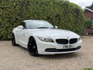 2011 BMW Z4 2.5 Z4 Sdrive23i Highline Edition in White — image 3