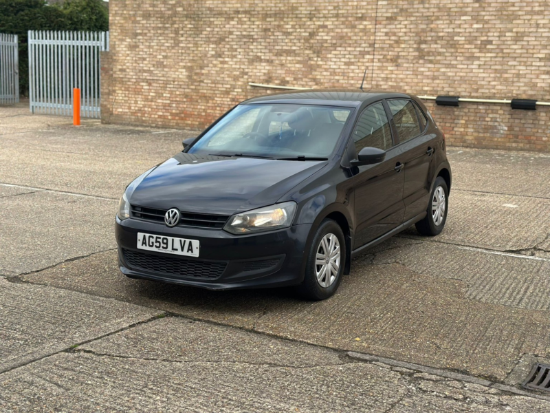 2010 Volkswagen Polo 1.2 S in Black — image 1
