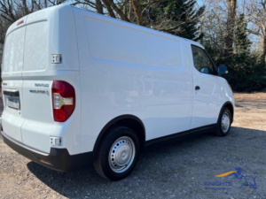 2023 Maxus Edeliver 3 50.23kwh Auto Fwd L1 5dr in White — image 2