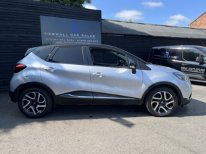 2015 Renault Captur 1.5 Signature Nav Dci 90 in Silver — image 2