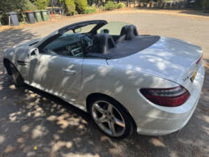 2013 Mercedes-Benz Slk 3.5 Slk350 Blueefficiency Amg Sport in White — image 3