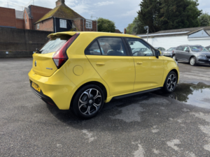 2022 MG Mg3 1.5 Vti-Tech Exclusive Nav in Yellow — image 3