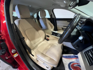 2016 Jaguar Xf 2.0d Prestige Euro 6 (s/s) 4dr in Red — image 4
