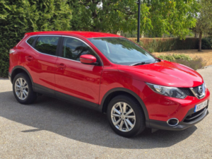 2017 Nissan Qashqai 1.2 Dig-T Acenta Xtron 2WD Euro 6 (s/s) 5dr in Red — image 6