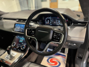2021 Land Rover Range Rover Evoque 2.0 D200 Mhev Autobiography Auto 4WD Euro 6 (s/s) 5dr in Grey — image 2