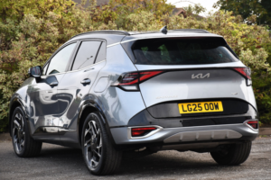 2025 Kia Sportage 1.6 T-Gdi Mhev Gt-Line S SUV 5dr Petrol Hybrid Dct Euro 6 (s/s) (157 Bhp) in Silver — image 3