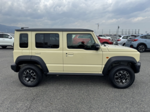 2025 Suzuki Jimny Nomade 1.5 Fc Sz5 Allgrip 4WD Manual 5 Door in Cream — image 6