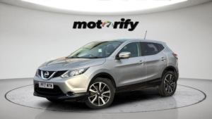 2017 Nissan Qashqai 1.5 Dci N-Connecta 2WD Euro 6 (s/s) 5dr in Silver — image 2