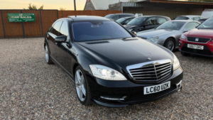 2010 Mercedes-Benz S Class 5.5 S500l V8 G-Tronic Euro 5 4dr in Black — image 5