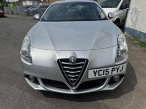 2015 Alfa Romeo Giulietta 2.0 Jtdm-2 Business Edition Euro 5 (s/s) 5dr in Silver — image 3