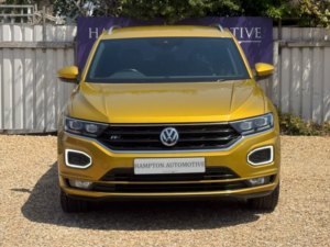 2020 Volkswagen T-Roc 1.5 Tsi Gpf Evo R-Line SUV 5dr Petrol DSG Euro 6 (s/s) (150 Ps) in Yellow — image 6