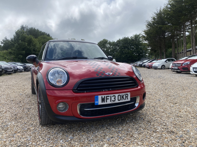 2013 MINI Hatch 1.6 Cooper D Hatch in Red — image 1