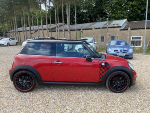 2013 MINI Hatch 1.6 Cooper D Hatch in Red — image 2