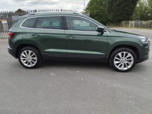 2018 Skoda Karoq 1.5 Tsi Act Se L in Green — image 4