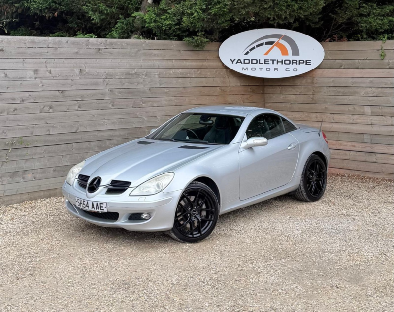2004 Mercedes-Benz Slk 3.5 Slk350 in Silver — image 1