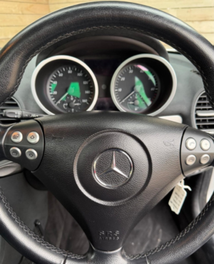 2004 Mercedes-Benz Slk 3.5 Slk350 in Silver — image 6