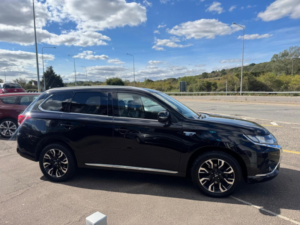 2018 Mitsubishi Outlander 2.0h 12kwh 4hs CVT 4WD Euro 6 (s/s) 5dr in Black — image 6